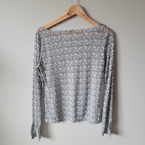 Mesh filigree vine print long sleeve top - Picture 10 of 10